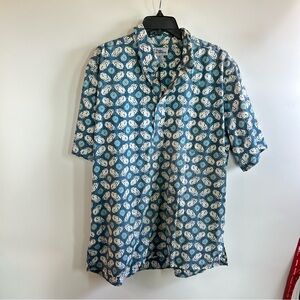 Reyn Spooner 90’s Korean Made Blue and White Hawaiian Casual Button Front Shirt
